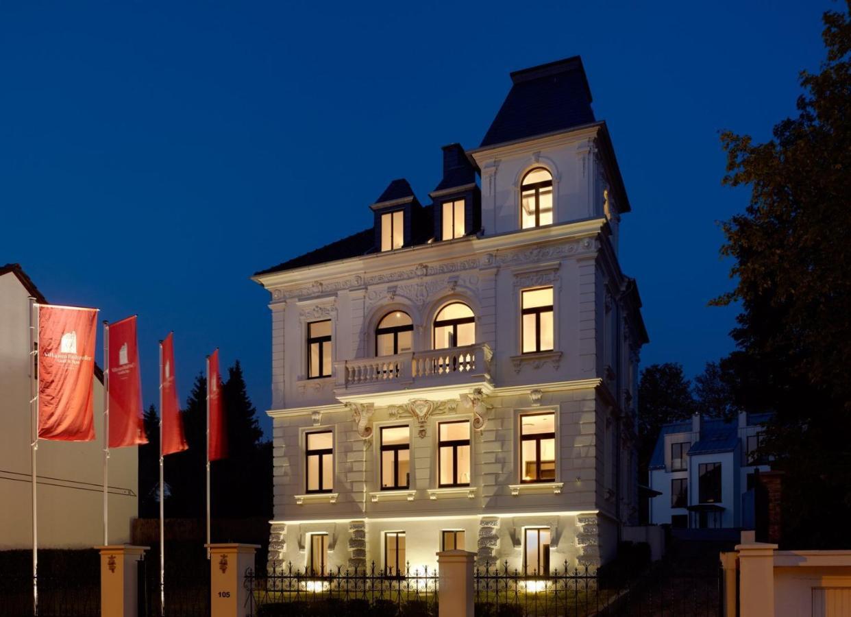 Boutique Hotel Villa am Ruhrufer Golf&Spa Mülheim an der Ruhr Exterior foto